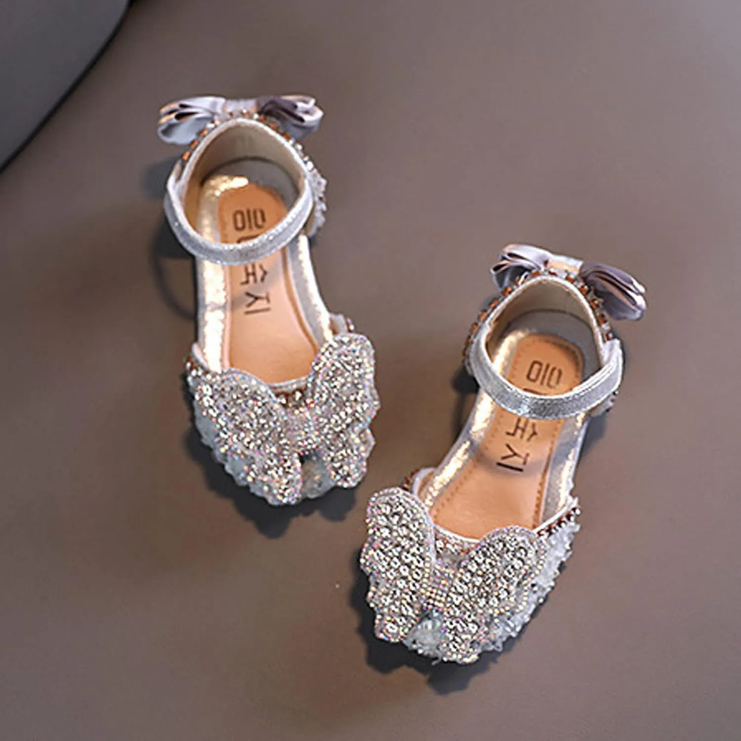 Girls Ballet Shoes Fashion Summer Girls Dance Shoes Princess Dress Performance Shoes Ribbon Pearl Bow Sandals Shoes