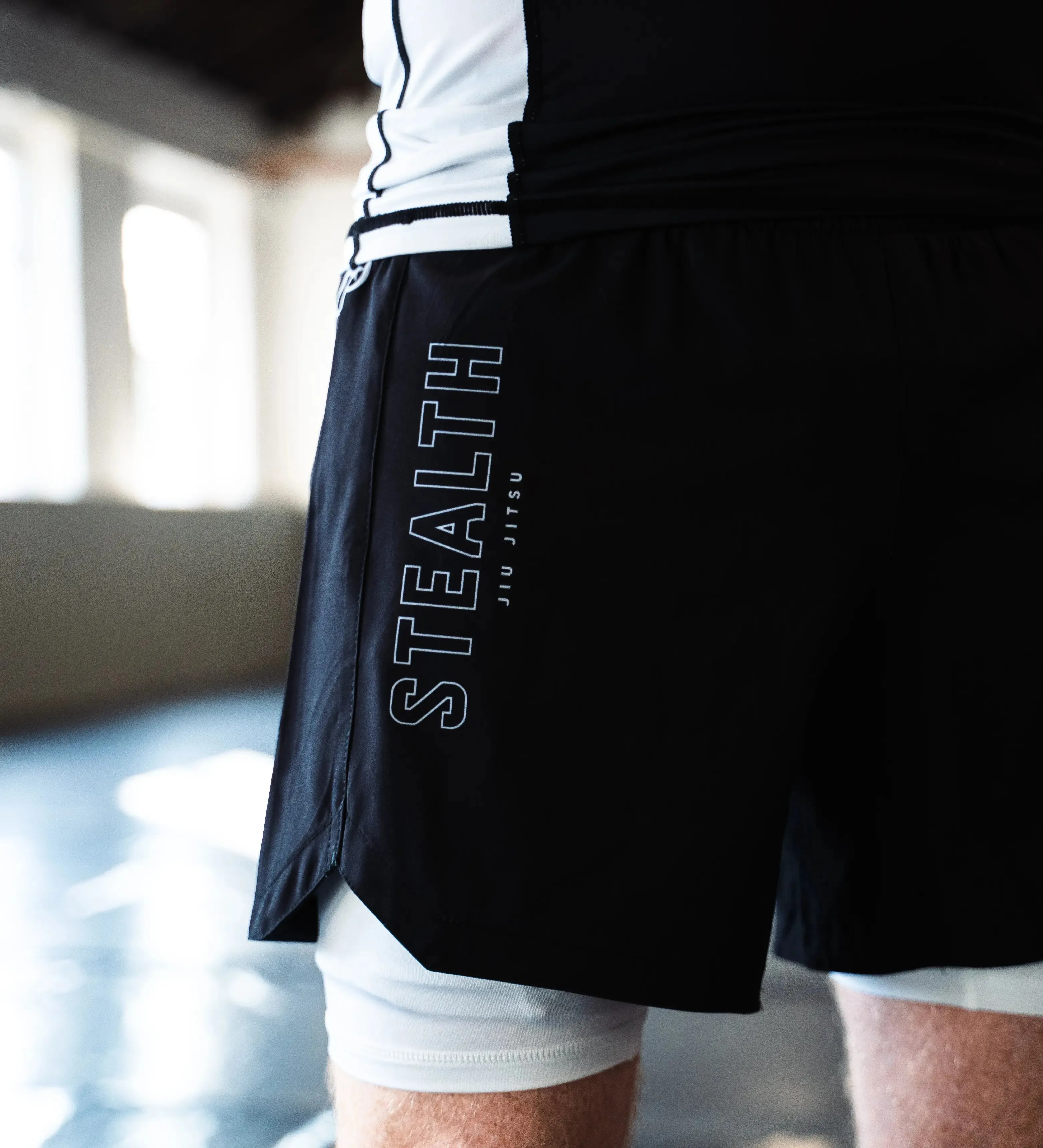 Stealth Hybrid Shorts V3